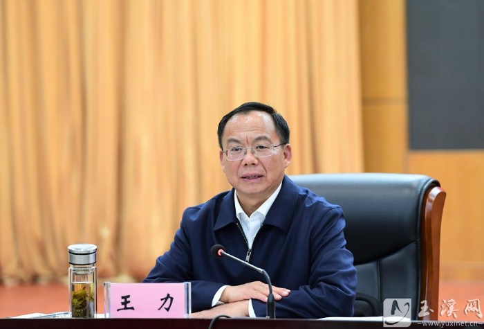 市委理論中心組學習。曾永洪 攝 (1)