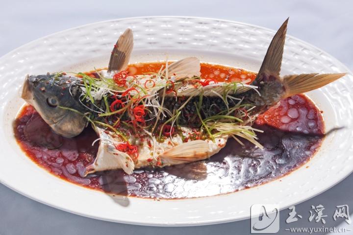 清蒸大頭魚(yú)。（資料圖）