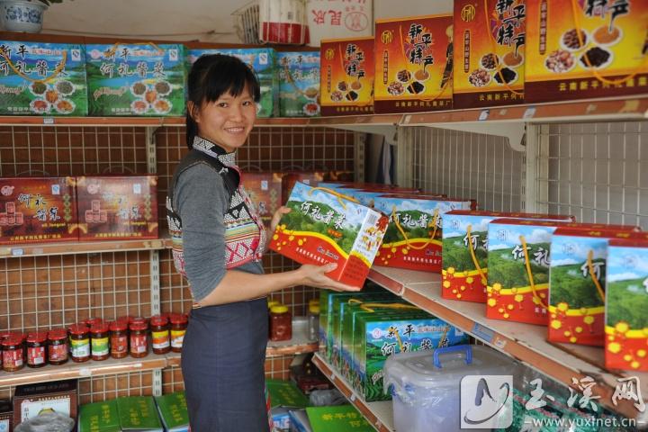 一盒新平腌菜就是一份非遺伴手禮。