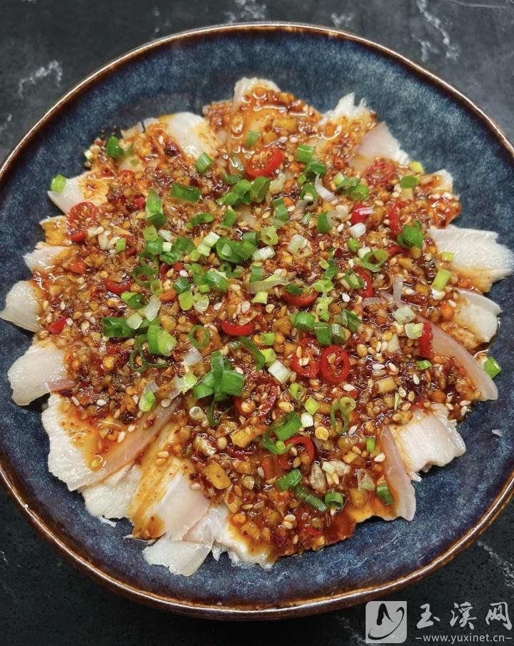 蒜泥白肉。