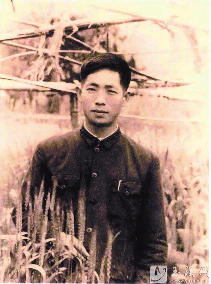 大學時代的袁隆平。（配圖選自國家雜交水稻工程技術研究中心、隆平水稻博物館編著的《把功勛寫在大地——袁隆平畫傳》）