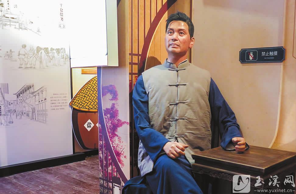 文興祥內(nèi)的郭新民塑像。